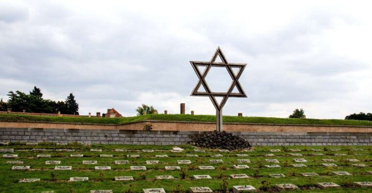 from-prague-terezin-concentration-camp-tour