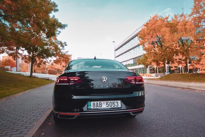 from-prague-to-passau-private-transfer-by-limousine-31pax