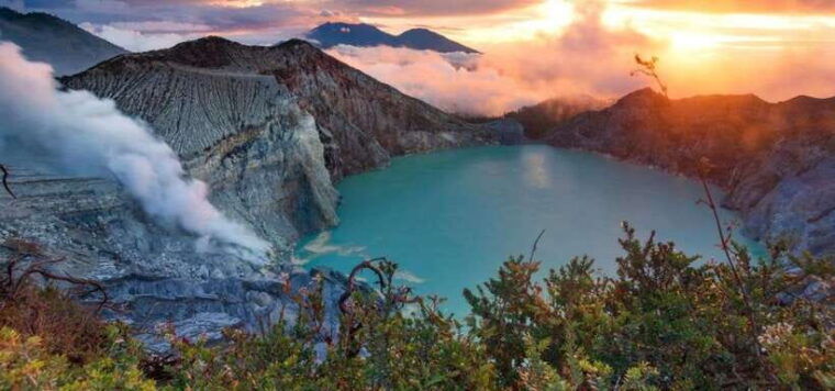 from-probolinggo-2-day-mount-bromo-and-ijen-volcano-tour