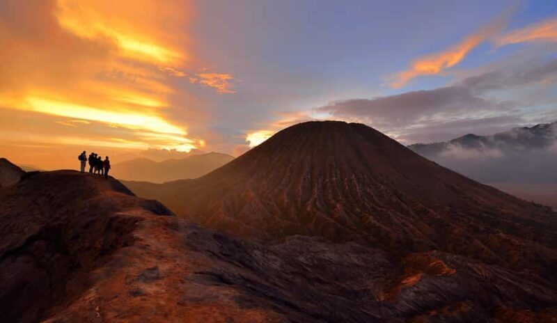 From Probolinggo: Mount Bromo Sunset Tour by Land Cruiser - Exploring the Itinerary: What to Expect