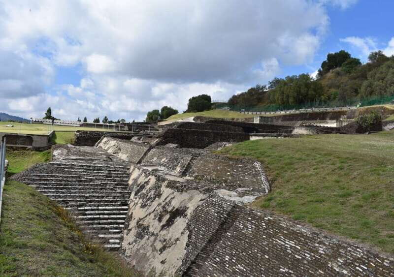 From Puebla: Cholula Pyramid and Churches all included - Key Points