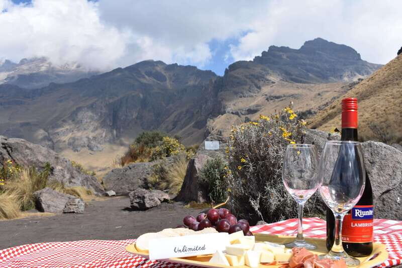 From Puebla: Hiking Iztaccihuatl romantic for couples - Who Is This Tour Best For?