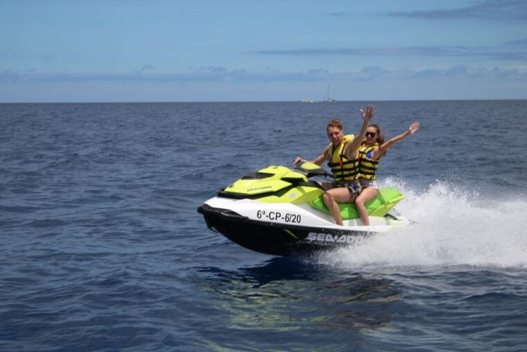 from-puerto-colon-1-hour-adrenaline-jetski-tour