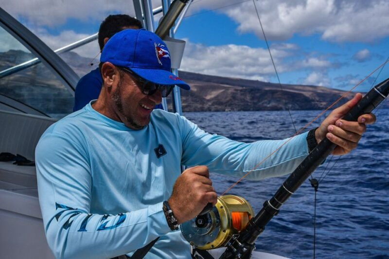 from-puerto-colon-private-fishing-boat-charter-with-lunch