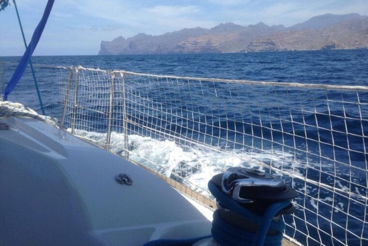 from-puerto-de-mogan-sailboat-trip-with-food-and-drinks