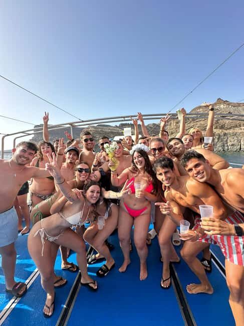 From Puerto Rico: Boat party along the coast. - Practicalities and Booking