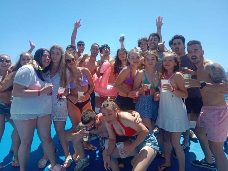 from-puerto-rico-boat-party-along-the-coast