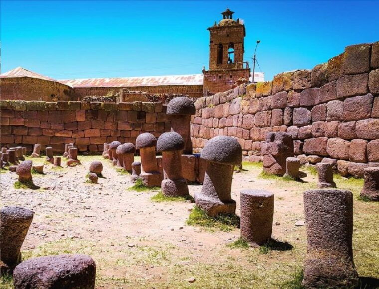 from-puno-guided-tour-of-aramu-muru-with-hotel-transfers