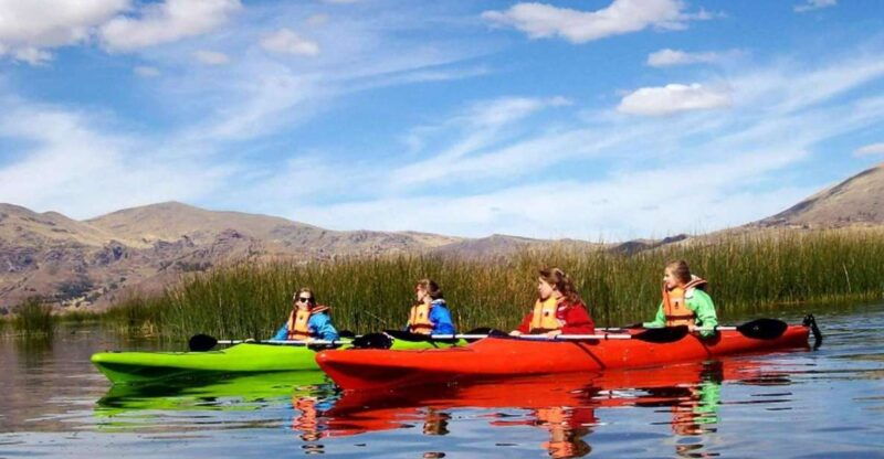 from-puno-kayak-tour-to-the-uros-islands-full-day