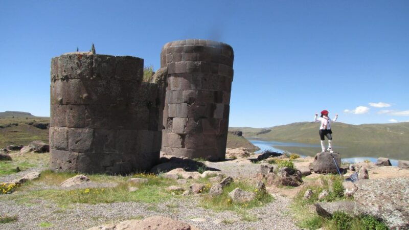 from-puno-tour-to-sillustani-pre-inca-tombs