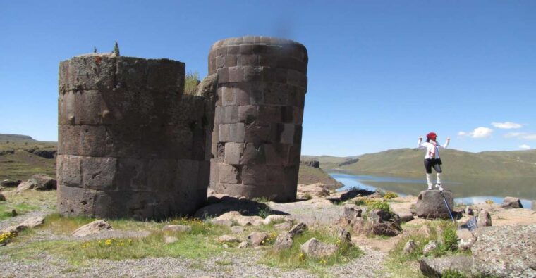from-puno-tour-to-sillustani-pre-inca-tombs