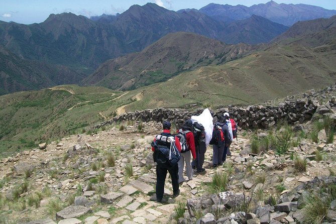 from-quebrada-de-humahuaca-to-yungas-jungle-by-the-qhapac-nan