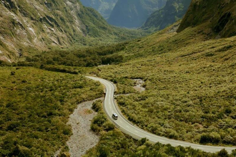 From Queenstown: Milford Sound Business Class with Cruise - FAQ  