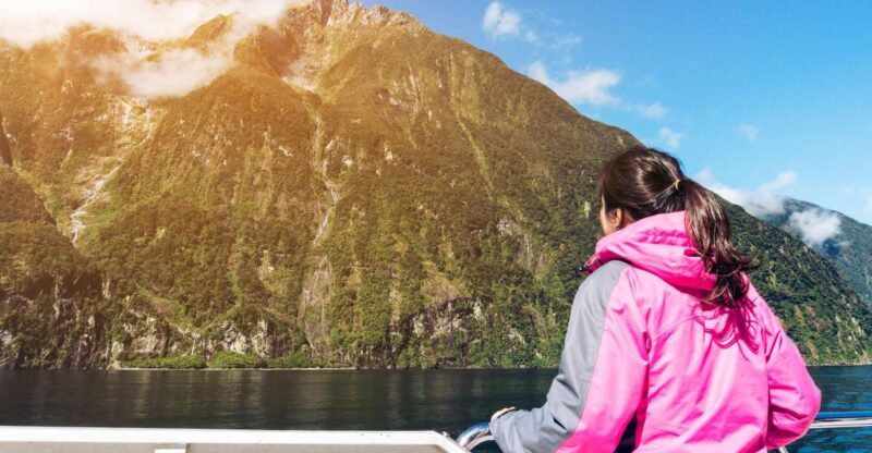 From Queenstown: Milford Sound Premium Day Tour and Cruise - FAQ