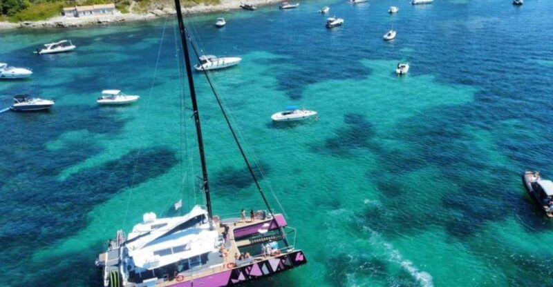 from-quiberon-ile-aux-moines-catamaran-sailing-adventure