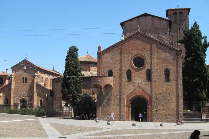 from-ravenna-day-trip-to-bologna