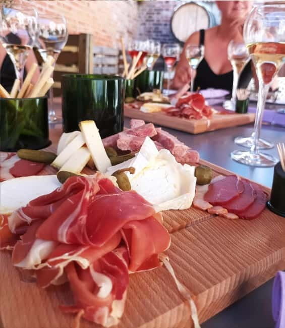 From Reims/Epernay : Food & Champagne Experience - Transportation, Group Size, and Practicalities
