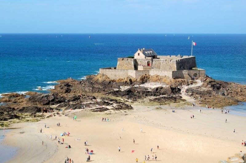 from-rennes-saint-malo-and-saint-suliac-private-day-trip