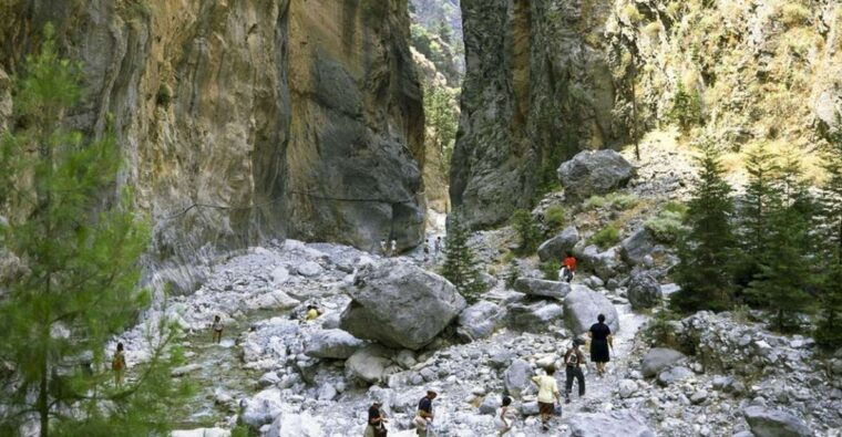 from-rethymno-samaria-gorge-full-day-trek-pickup-guide