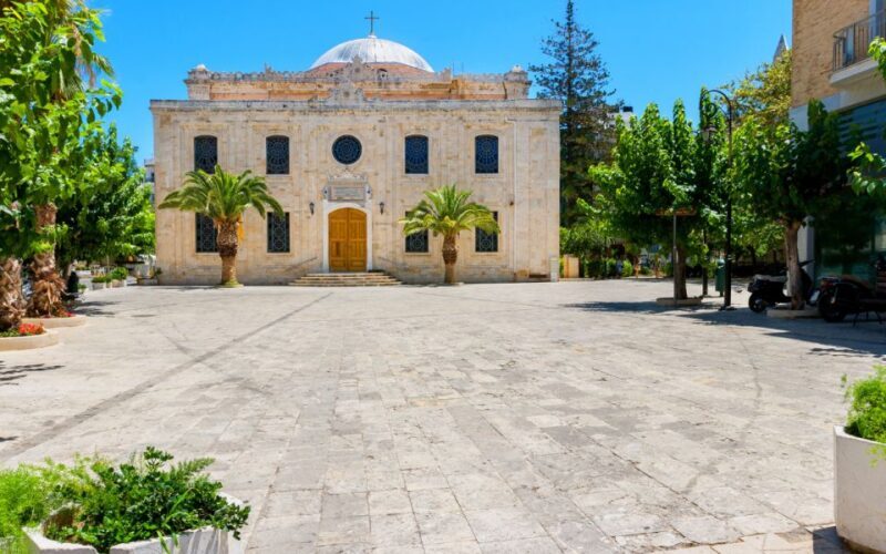From Rethymnon: Knossos Palace and Heraklion Day Trip - Who is This Tour Best Suited For?