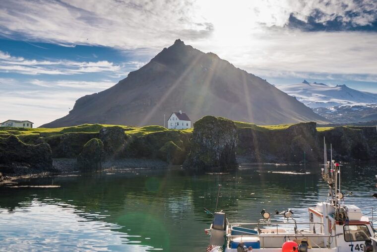 from-reykjavik-3-day-family-package