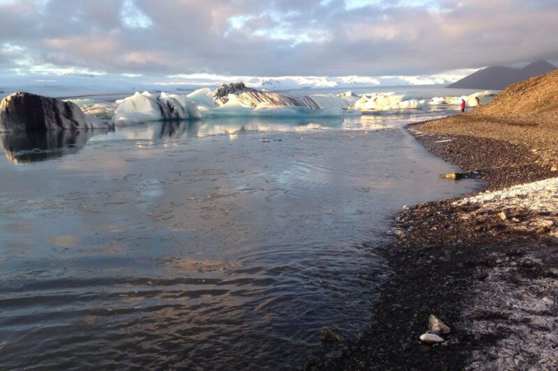 from-reykjavik-glacier-lagoon-boat-ride-diamond-beach-tour