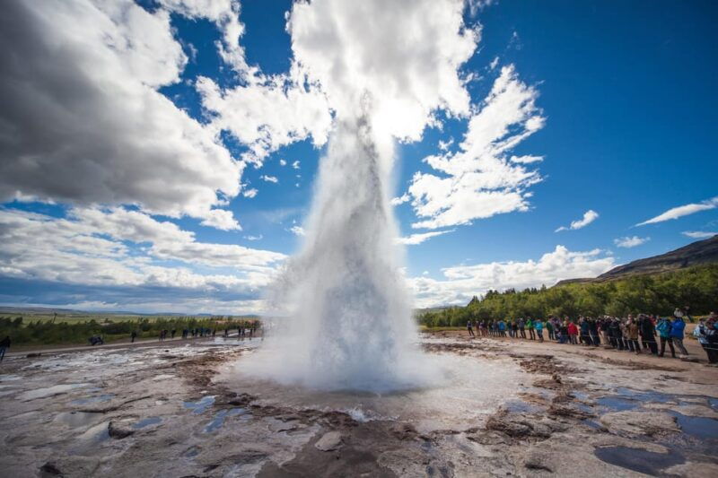 from-reykjavik-golden-circle-blue-lagoon-private-day-tour