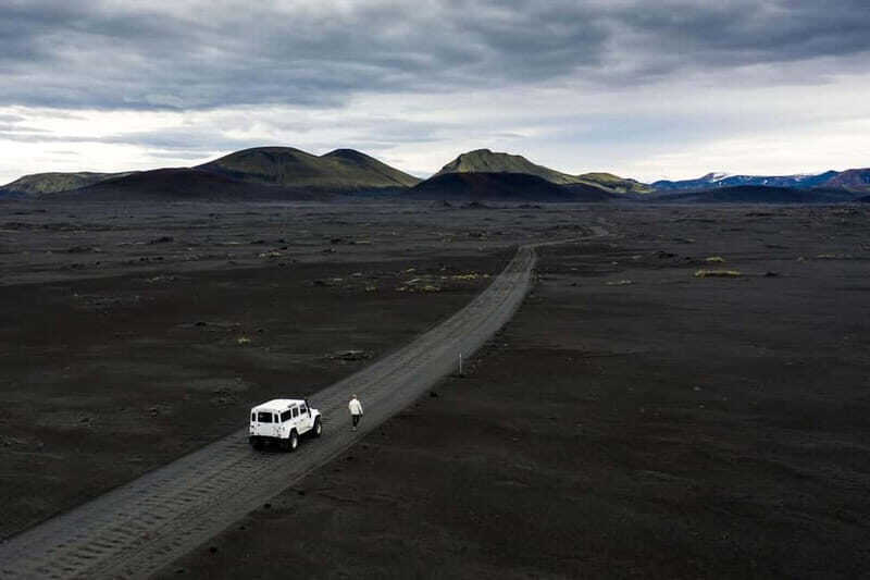 From Reykjavik: Highlands and Lava Fields 4x4 Tour - Exploring the High Highlands in Style and Comfort