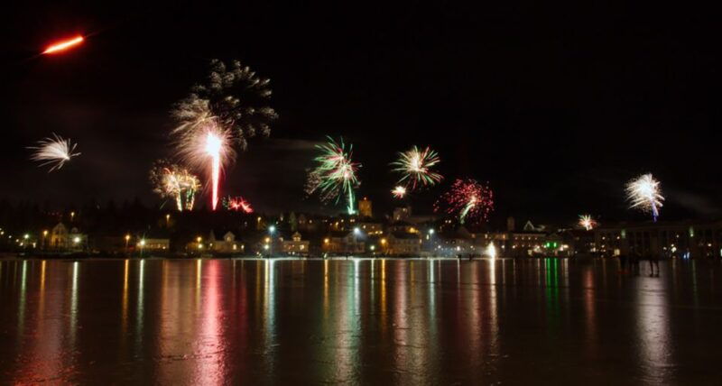 from-reykjavik-new-years-fireworks-by-boat