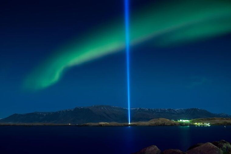 from-reykjavik-new-years-fireworks-by-boat