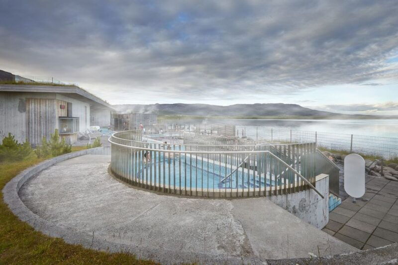 from-reykjavik-northern-lights-and-geothermal-baths-tour