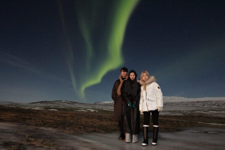 from-reykjavik-northern-lights-tour-with-hot-cocoa-photos