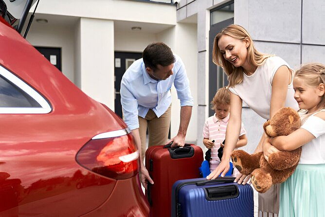 from-reykjavik-private-transfer-to-kef-airport-in-iceland-2