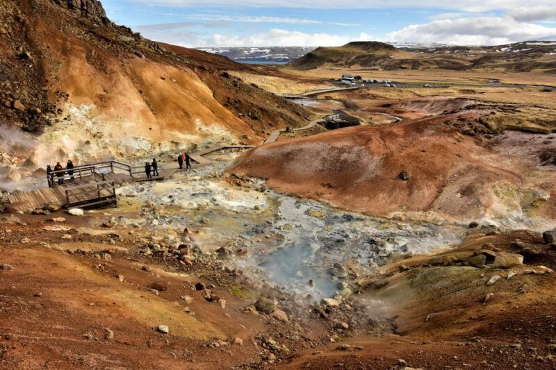 from-reykjavik-reykjanes-geopark-tour-airport-transfer