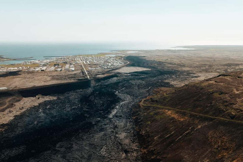 From Reykjavik: Volcanic Peninsula & Grindavik Minibus Tour - Key Points