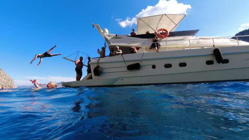 from-rhodes-yacht-cruise-to-lindos-with-lunch-and-drinks