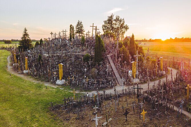 From Riga: Hill of Crosses & Enchanting Jelgava Group Tour - Key Points
