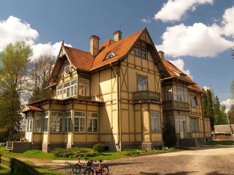 From Riga: Ligatne Village and Gauja River National Park - Key Points
