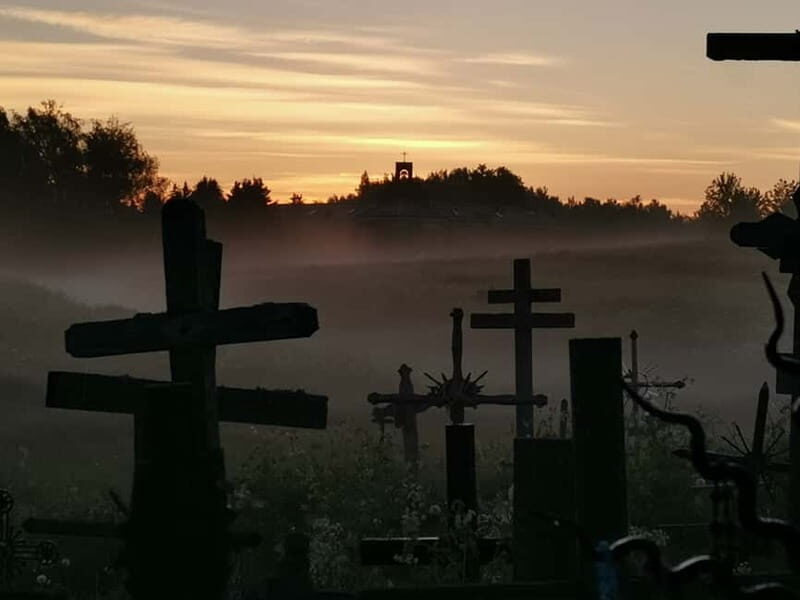 From Riga: The Hill of Crosses Private Guided Tour - Key Points