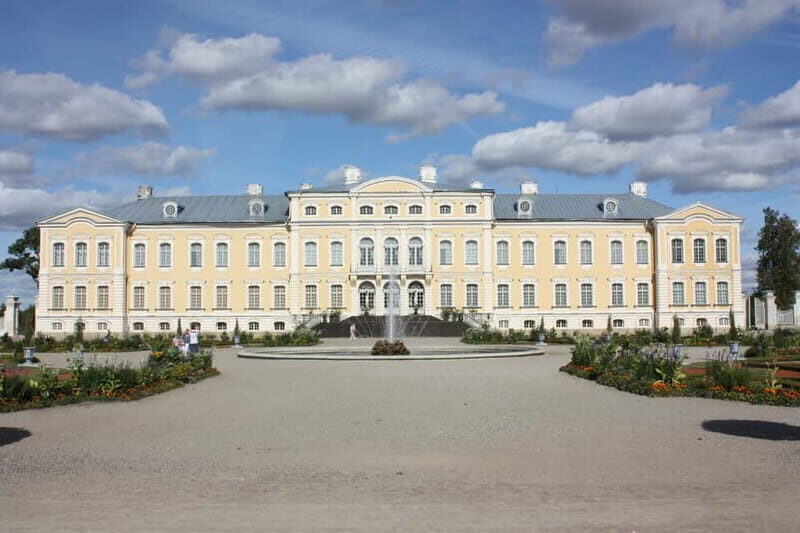 From Riga to Vilnius with Sightseeing Stops Top Private Tour - Authentic Traveler Insights