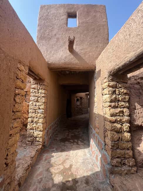 From Riyadh: Ushaiqer Heritage Village Day Trip - An In-Depth Look at the Ushaiqer Heritage Village Day Trip
