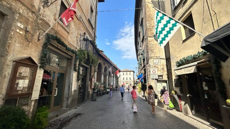 from-rome-explore-assisi-orvieto-and-civita-di-bagnoregio