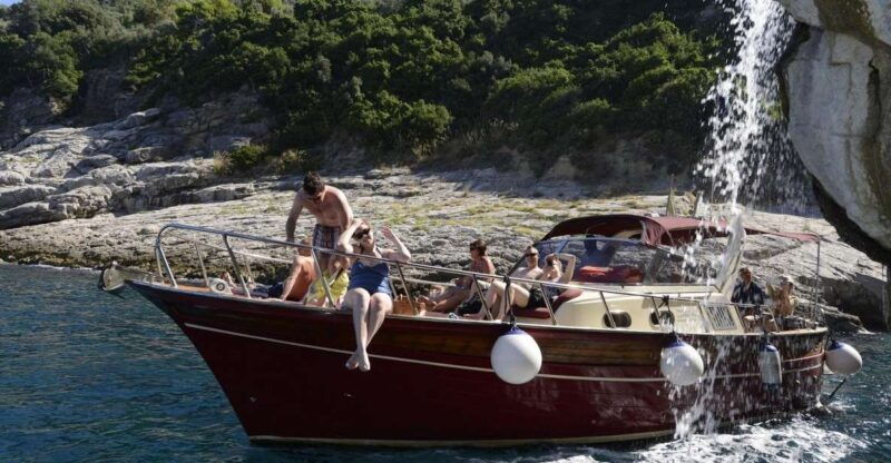 from-rome-high-speed-train-transfer-and-boat-tour-of-capri