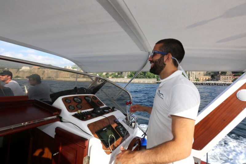 from-rome-high-speed-train-transfer-and-boat-tour-of-capri