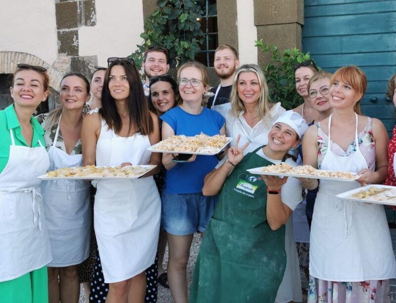 from-rome-pasta-masterclass-wine-tour-in-the-vineyard