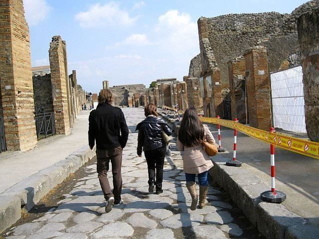 from-rome-pompeii-amalfi-coast-full-day-private-tour