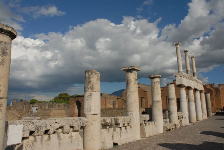 from-rome-pompeii-and-mount-vesuvius-private-tour