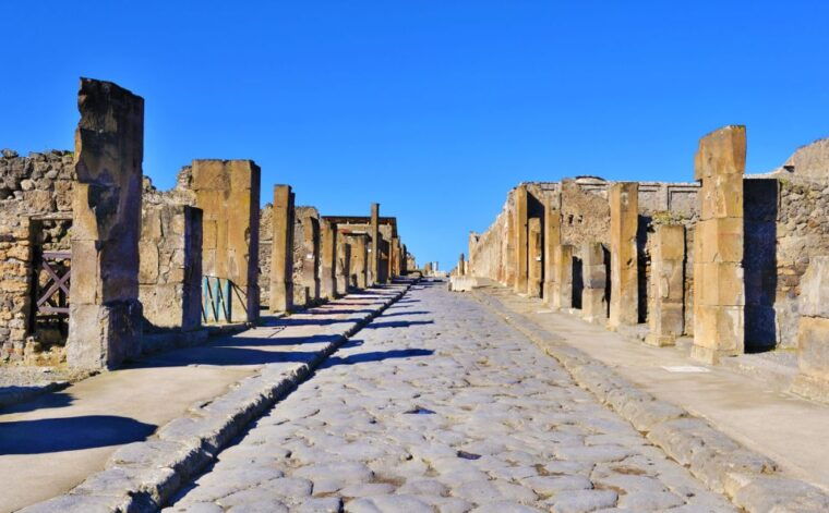 from-rome-pompeii-and-sorrento-day-trip-with-guided-tour