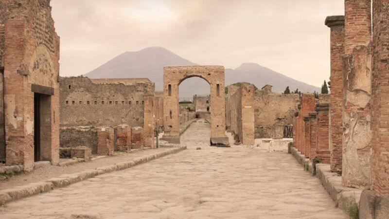 from-rome-pompeii-day-trip-by-fast-train-and-car