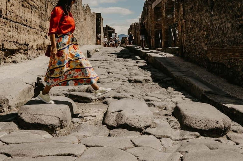 From Rome: Pompeii Ruins Tour with Expert Guide & Fast Train - Key Points